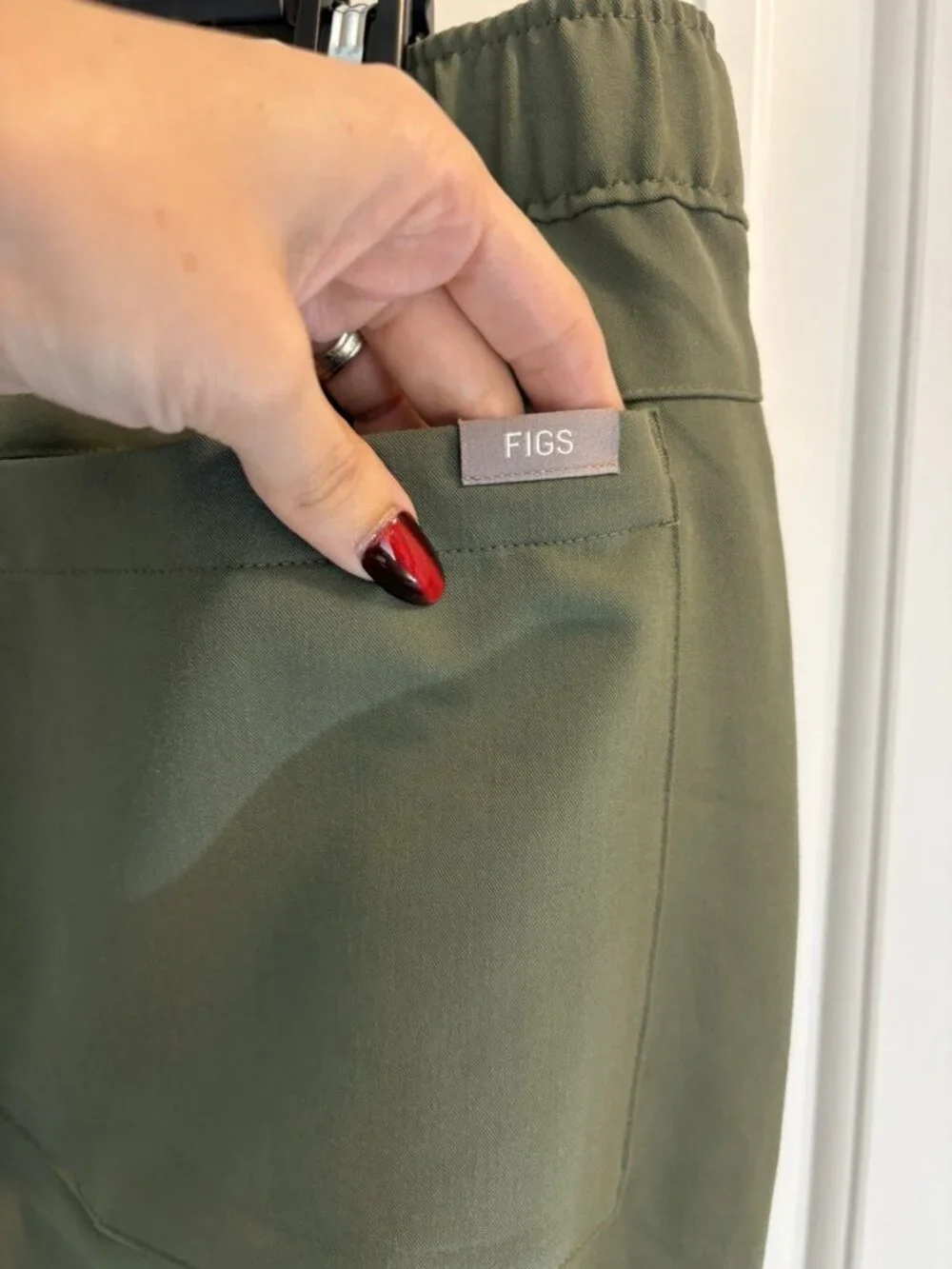 Figs Naga Jogger W/Aya Logo In Green Size XLR 36” x 30”